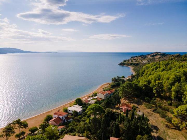 Diwani Luxury Villas Lixoúri Eksteriør bilde