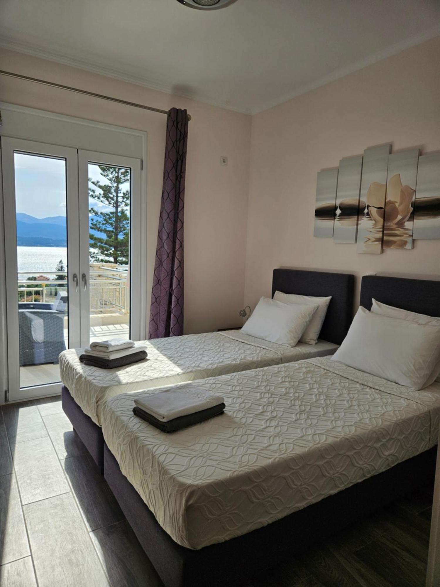 Diwani Luxury Villas Lixoúri Eksteriør bilde