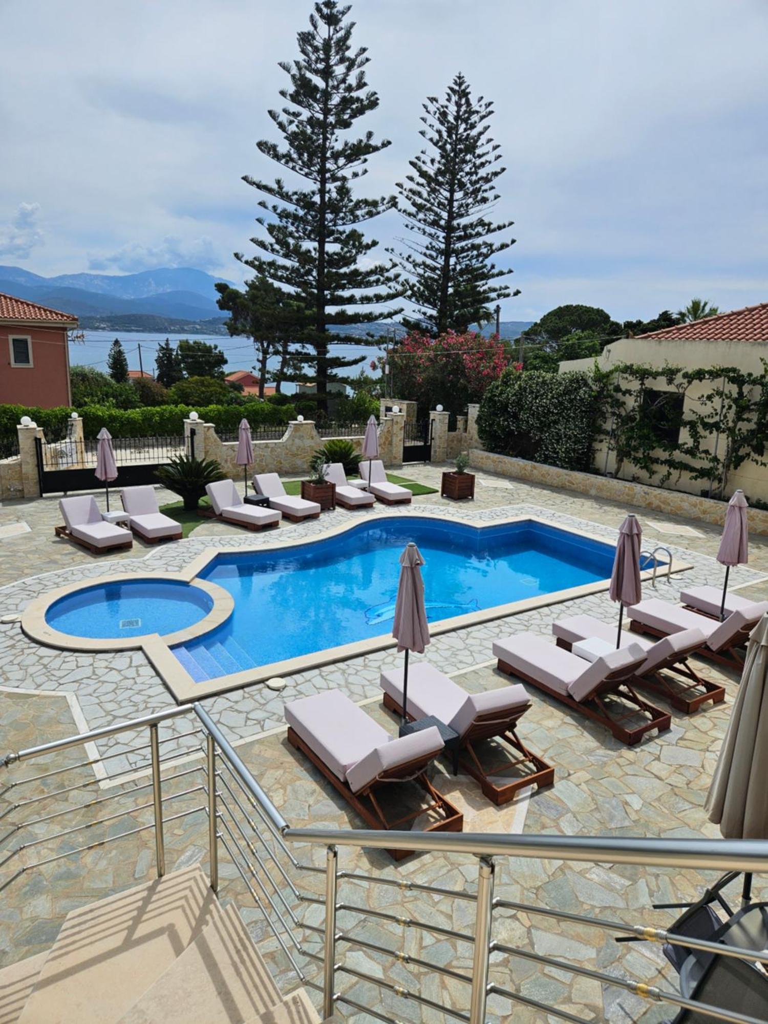Diwani Luxury Villas Lixoúri Eksteriør bilde